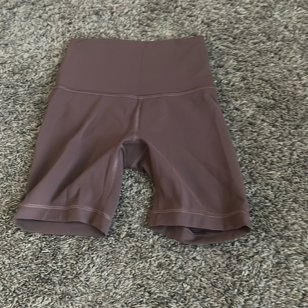 brown lulu biker shorts